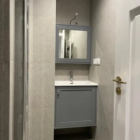 Appartement Elegantny Podkrovny 4 Izbovy Pri Bojniciach Prievidza